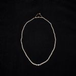 586475 Pearl necklace